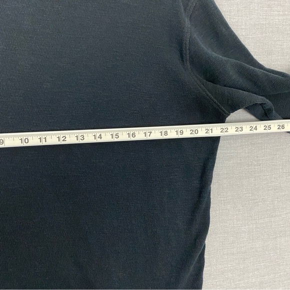 GAP Long Sleeve Tee Faded Black Cotton Sz Large - Picture 7 of 8